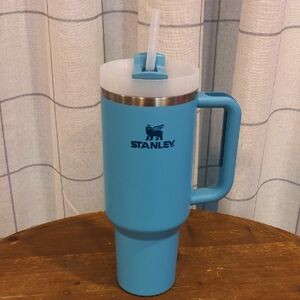 Stanley Blue Travel Mug with Handle and Straw Brand New